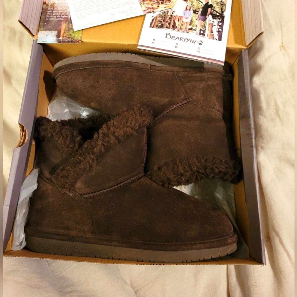 BEARPAW BOOTS